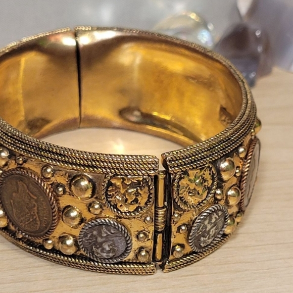 Vintage Carolee Coin Embedded Bangle Bracelet - Picture 2 of 9